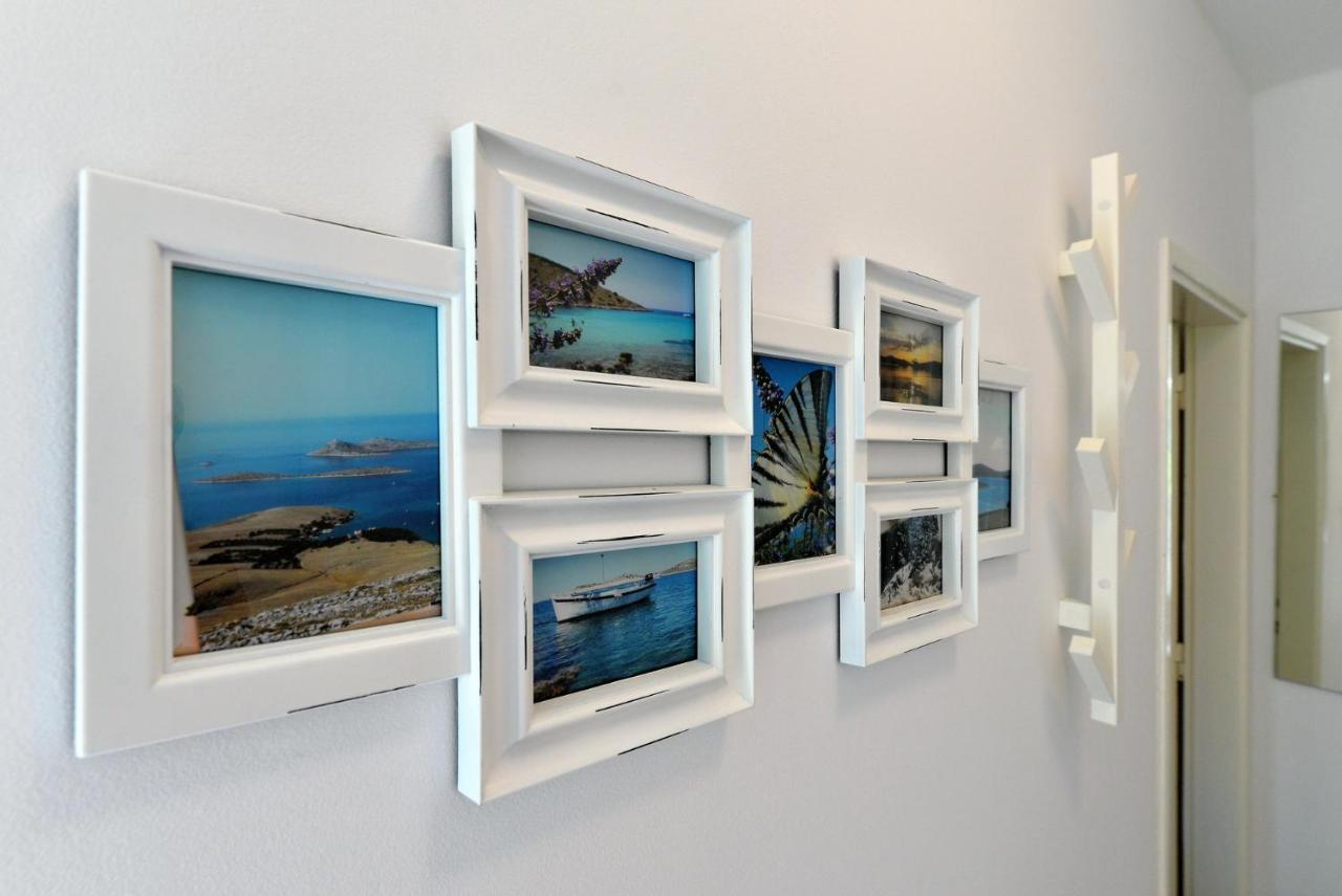 Beach Apartment Vami With Sea View Murter Buitenkant foto